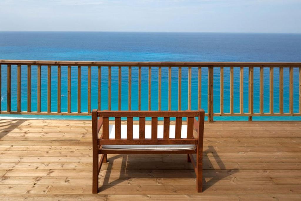 Beyond Villas Áyios Nikítas Szoba fotó
