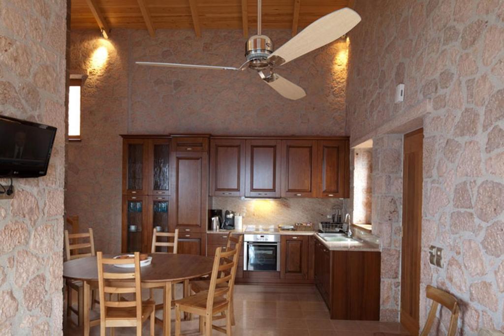 Beyond Villas Áyios Nikítas Szoba fotó